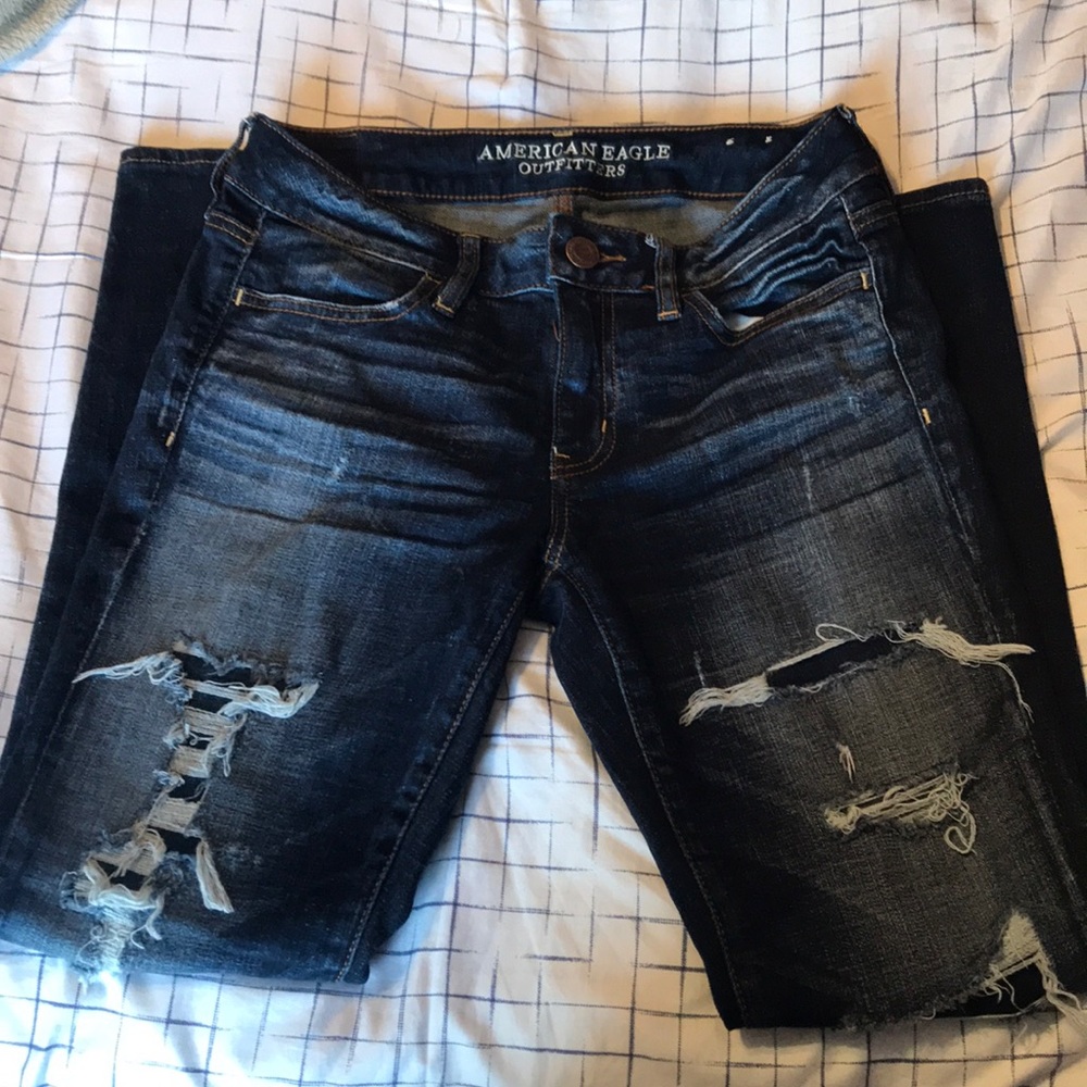 American eagle distressed jeggings